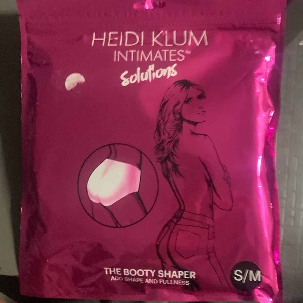 Heidi Klum Booty Shaper